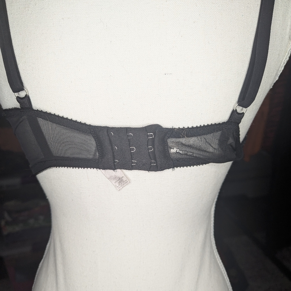 Victoria's secret mesh bralette size woman's 36DD - Picture 5 of 7